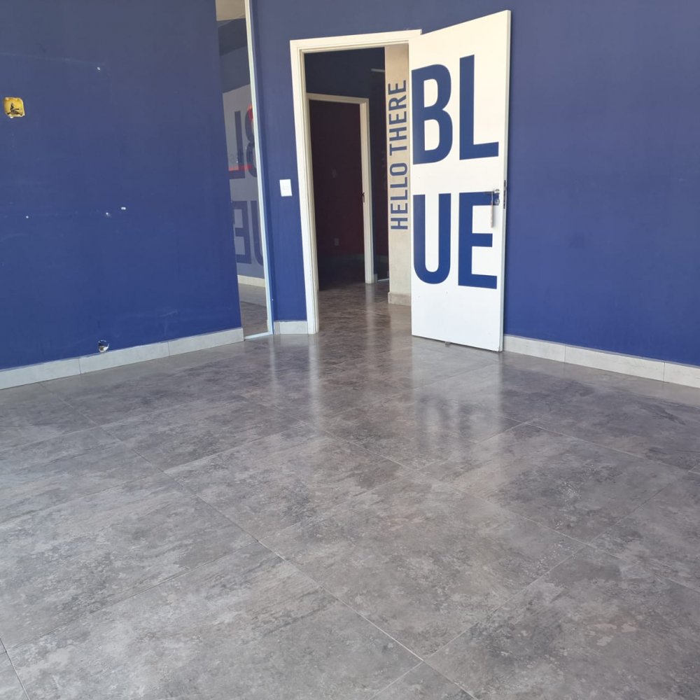 Ponto Comercial - Aluguel - Lavap�s - Botucatu - SP