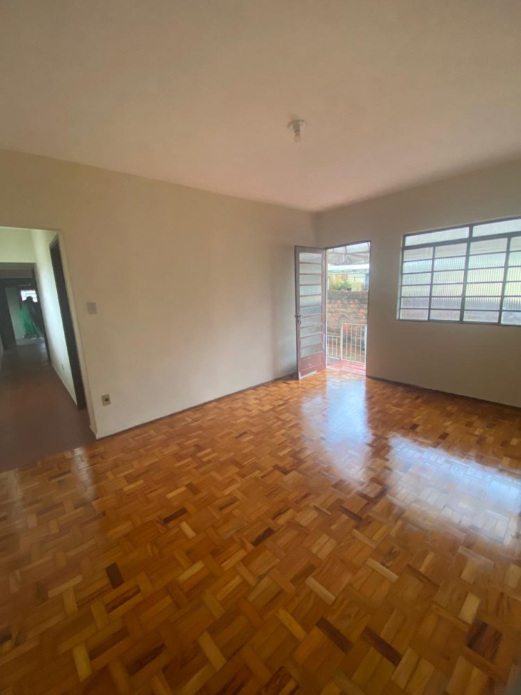 Casa - Aluguel - Boa Vista - Botucatu - SP