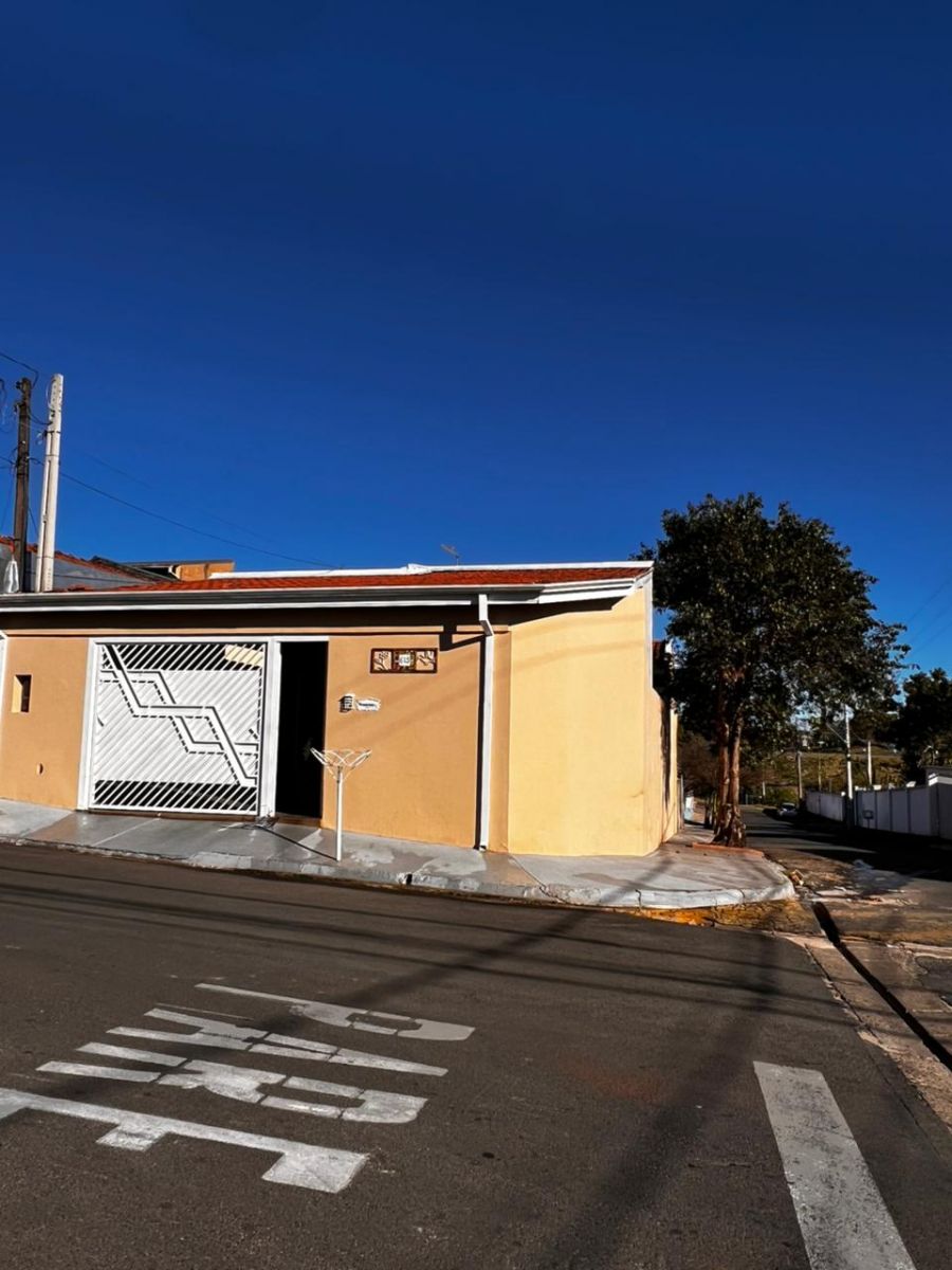 Casa - Venda - Cabos e Soldados - Botucatu - SP