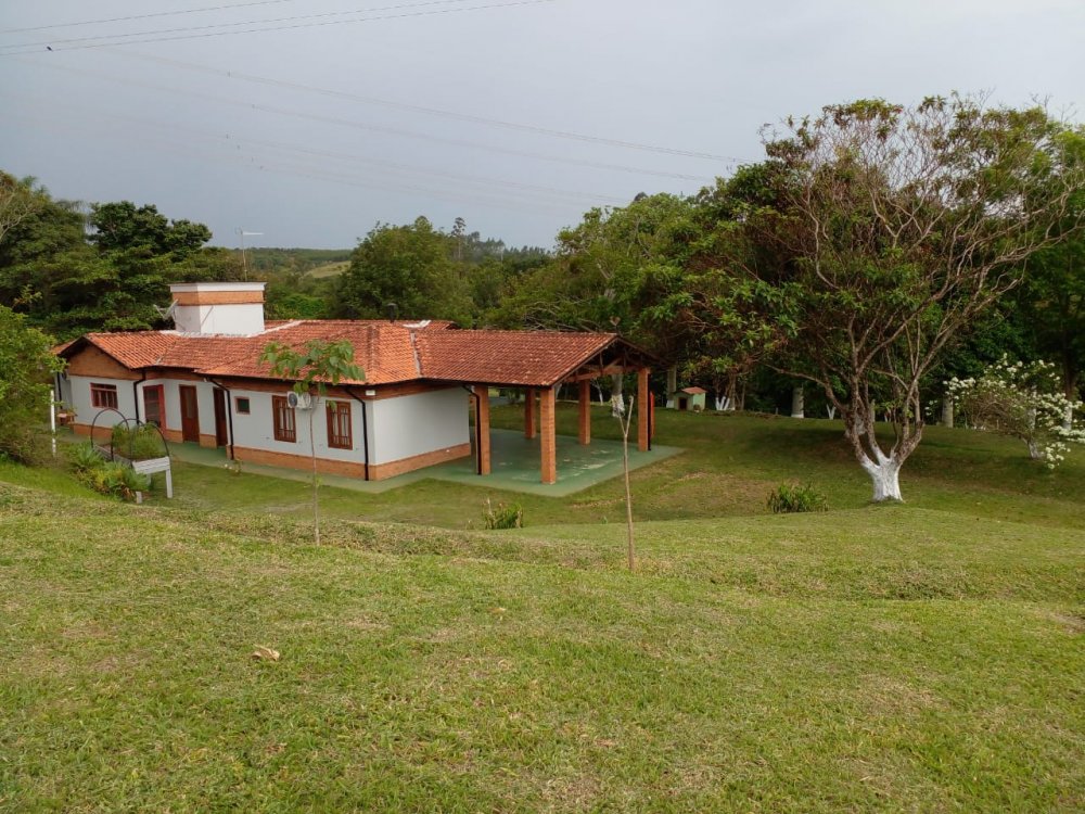 Stio - Venda - gua de So Jorge - Botucatu - SP