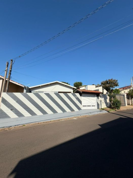 Casa - Aluguel - Bairro Alto - Botucatu - SP