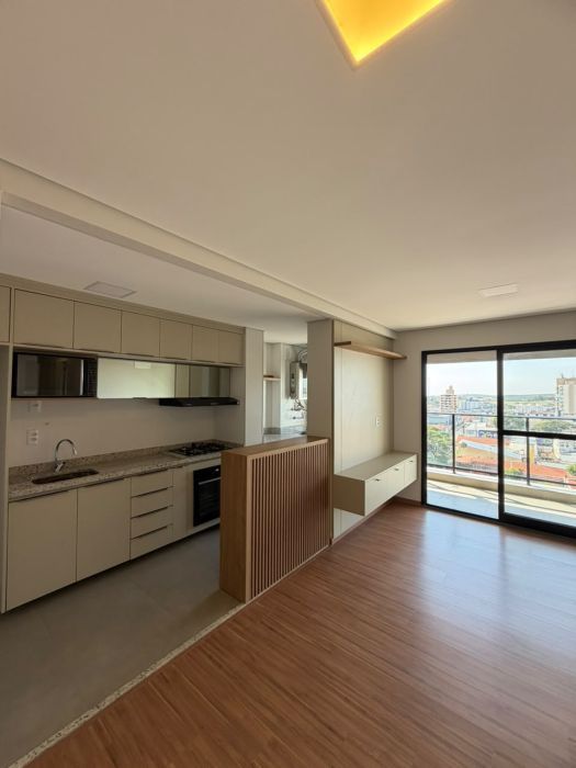 Apartamento Alto Padrão - Aluguel - Centro - Botucatu - SP