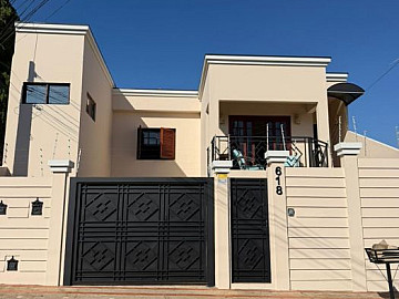 Casa � Venda